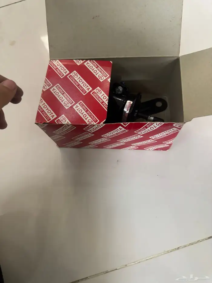 فلتر بنزين صالون اصلي وكاله من 2008 حتى 2011 3