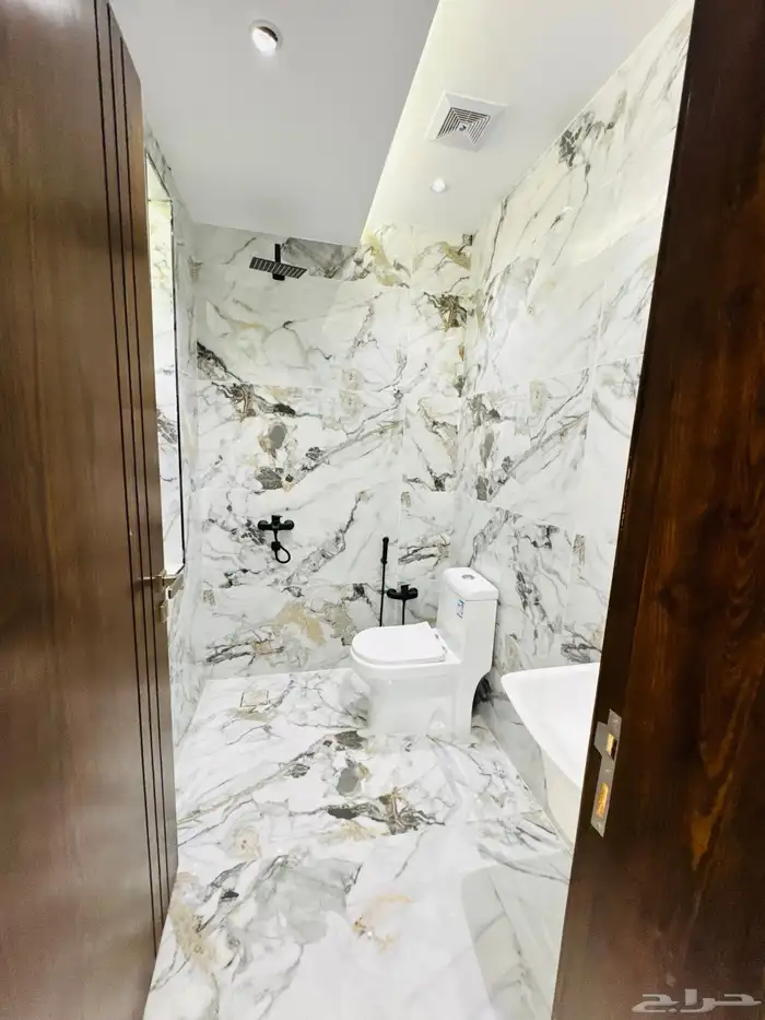 فيلا روف للبيع تبوك حي الاخضر بتبوك خلف جامع المهاجرين 6