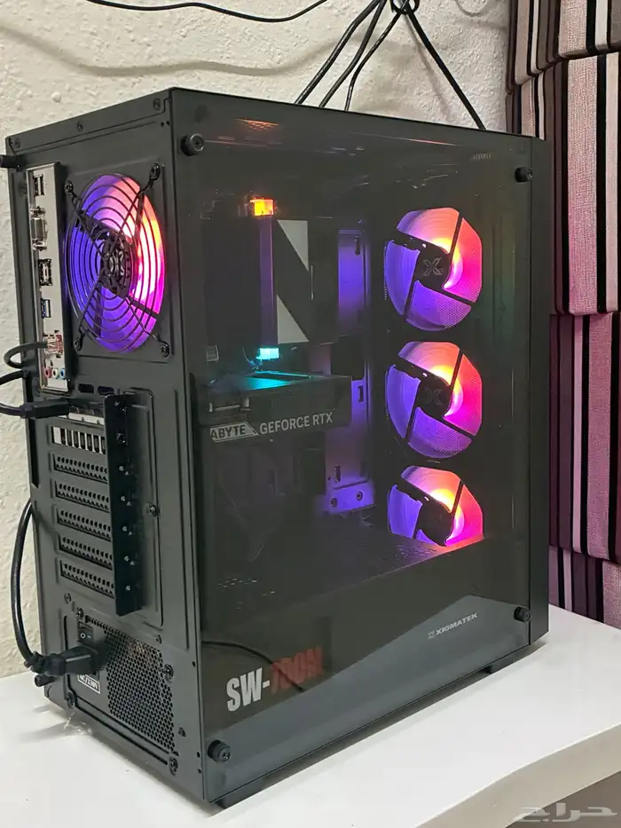 بي سي pc قيمنج وتصاميم هندسية شبه جديد جيل رابع عشر i5 1