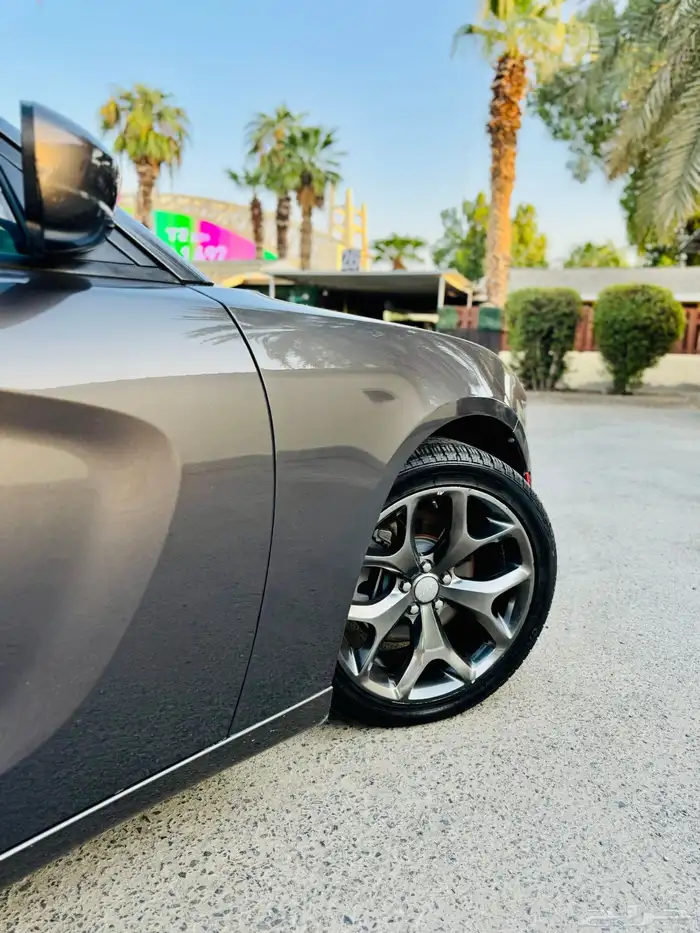 دودج تشارجر ممشى قليل 0