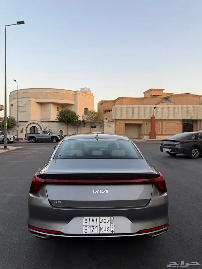 كيا 8 5