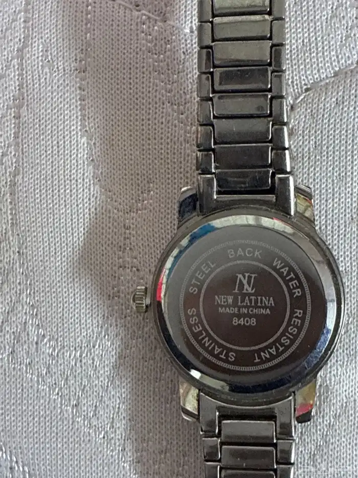 ساعات للبيع 1