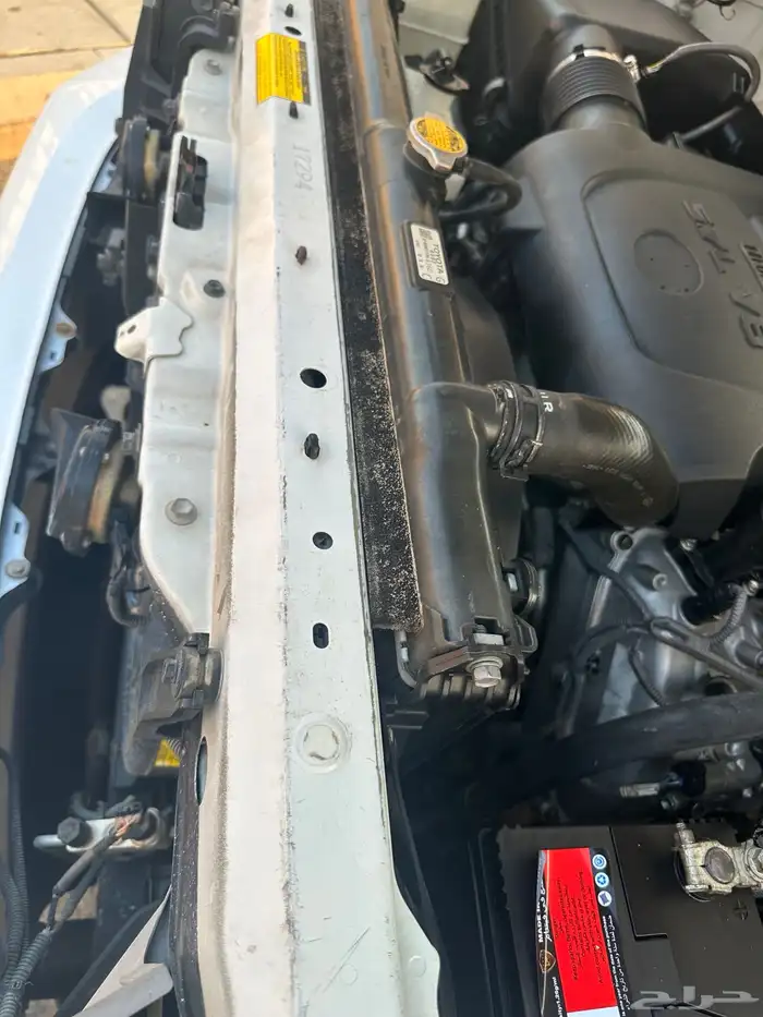 تويوتا اسكويا 2013 ابيض ليمتد دبل فل كامل اعلى مواصفات 22