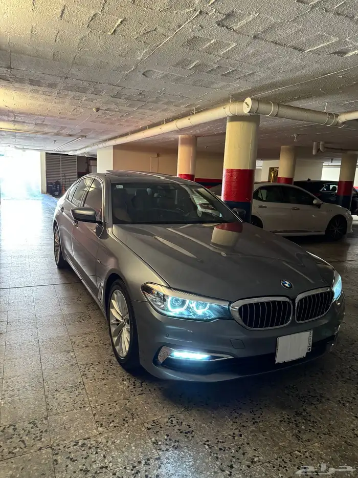 بي ام 530 فل 2017 ماشي 126 الف كيلو قمه في النظافه 21