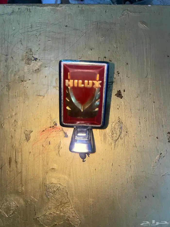 علامة كبوت هايلكس نادرة 0