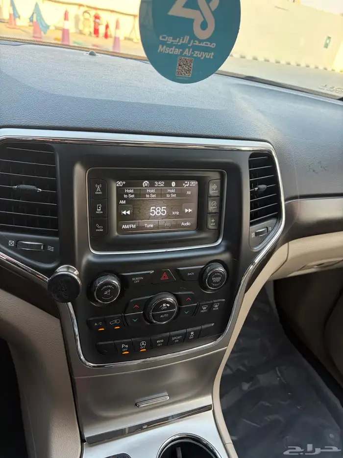 جيب جراند شيروكي لاريدو 2017 للبيع كل شي وكالة 14