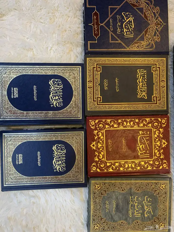 كتب دينية كثيرة 4