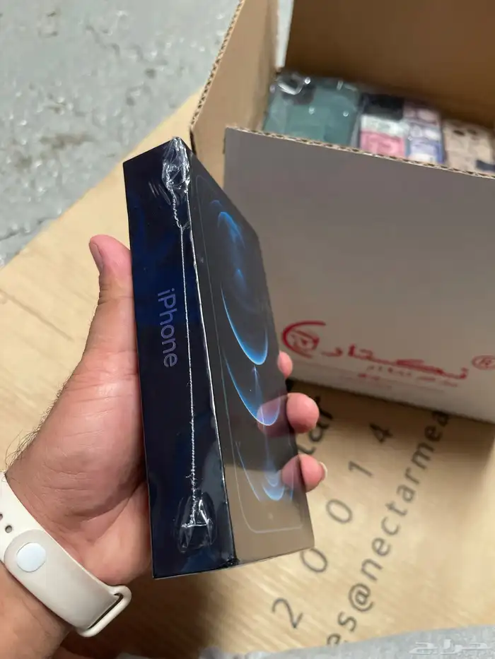 ايفون 12 برو للبيع 1