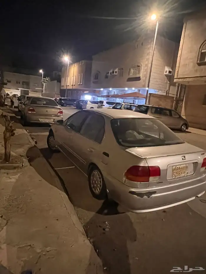 Honada civic 1999 model 1