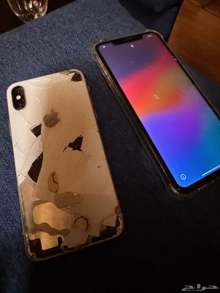 والاسود X برو ماكس و XS الأبيض 3