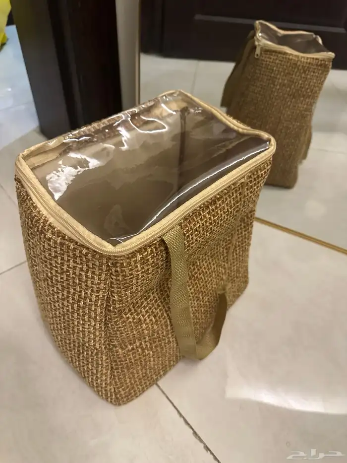 عربة أطفال ومدخل 2