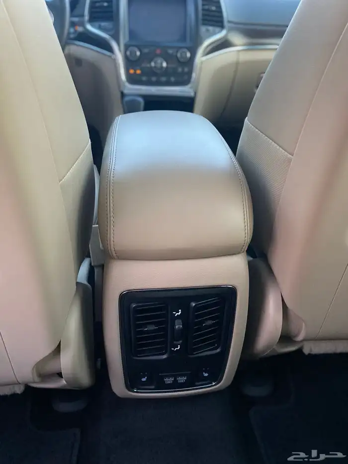 جيب جراند شيروكي هيمي لمتيد نادر بنظافته 14