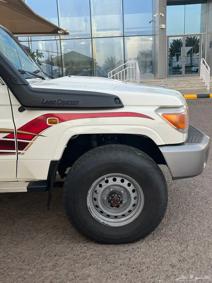 شاص 2018 عداد 15 الف فقط 27