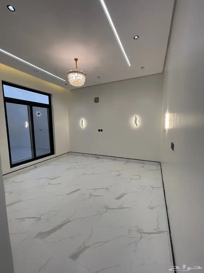 فيلا مع شقة للبيع حي العروبه 4