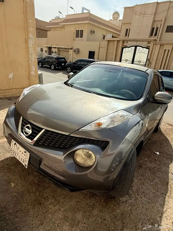 سيارة نيسان جوك نظيفه ممشى خفيف 3