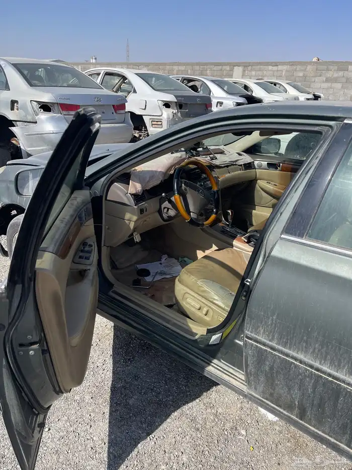 لكسز 2005 حجم 300 قطع غيار 4