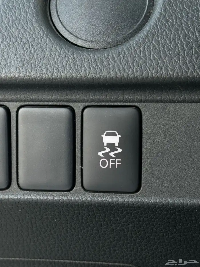 ميتسوبيشي 2023 L200 ديزل غمارتين بدي وكاله ممشى 98 الف 18