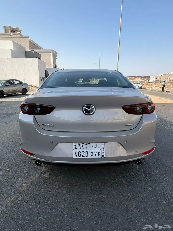 مازدا 3 موديل 2025 - ( استخدام بسيط جدا ) 7