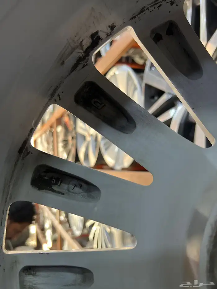 جنوط لكزس LS460 موديل 2015 مقاس19 اصلي و كاله 5