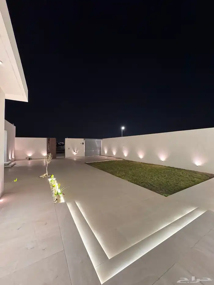 شاليه فاخر للبيع في اللسيب 3