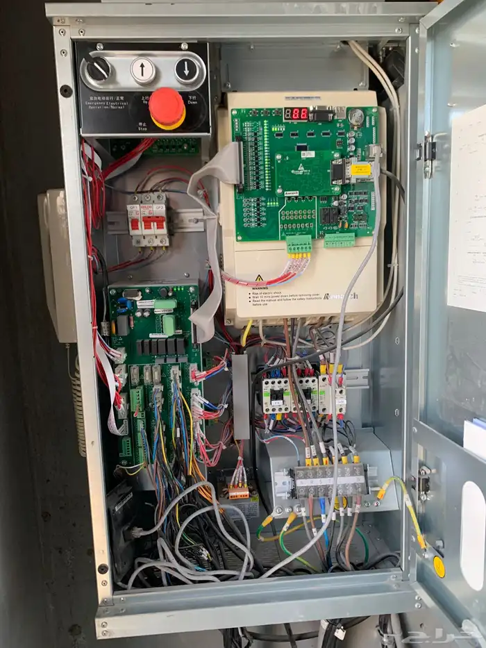 صيانه اعطال برمجه المصاعد والسلالم الكهربائية 0