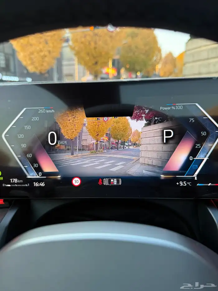 بي ام دبليو 520i 24