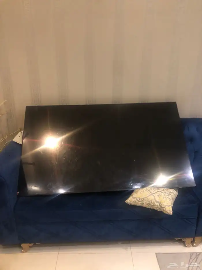 شاشة سامسونج سمارت 4