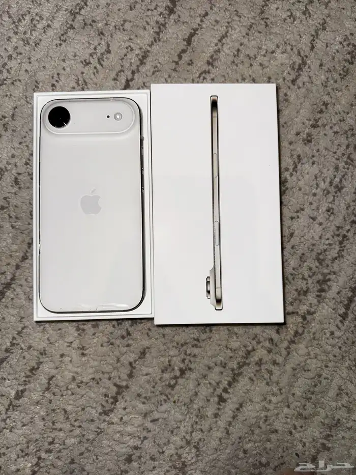 ايفون 17 اير 1