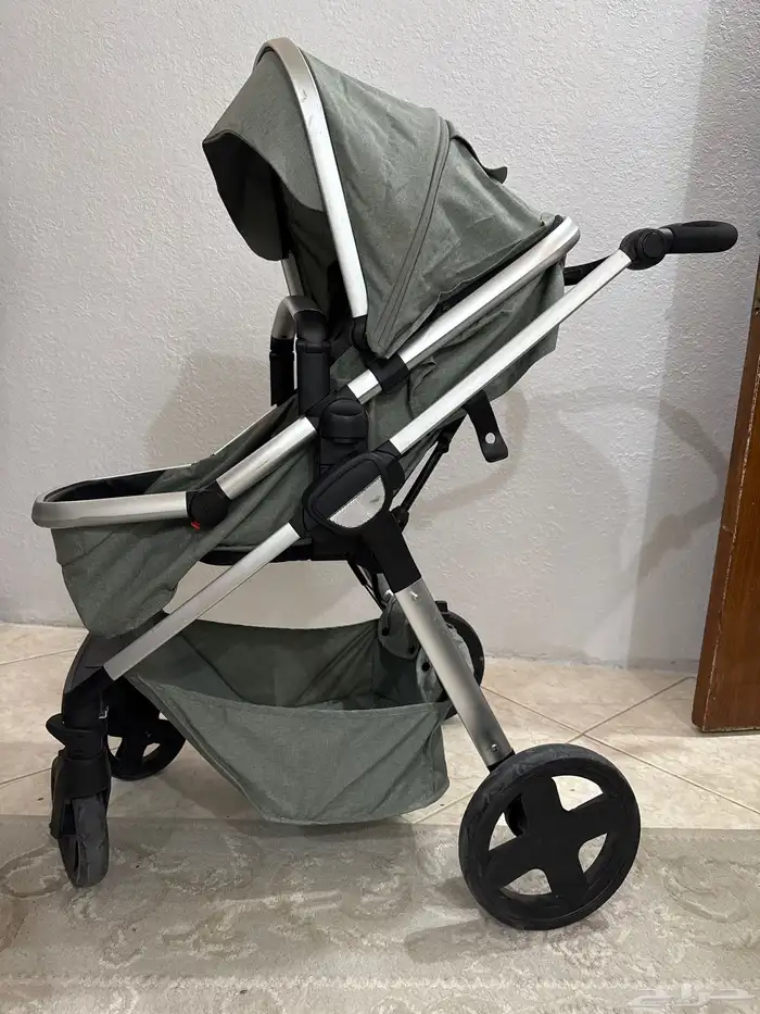 عربة اطفال 1