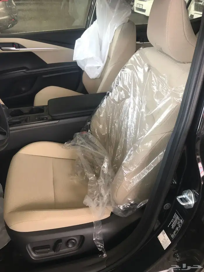 تويوتا كامري E سعودي موديل 2025 بنزين 21