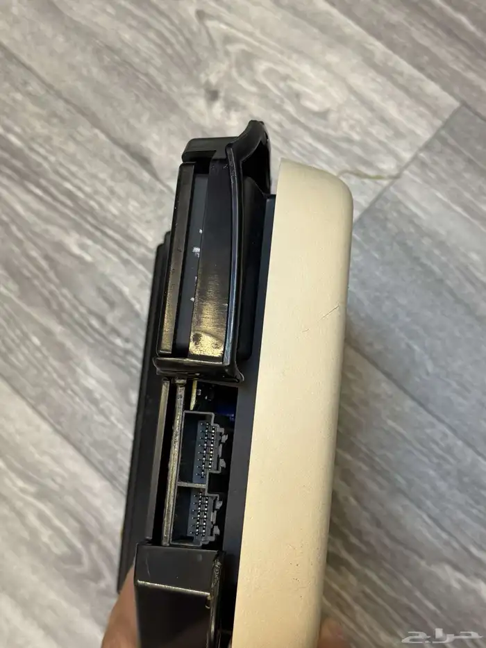 كانسول لنكون تاون كار من موديل 2003الى 2011 1