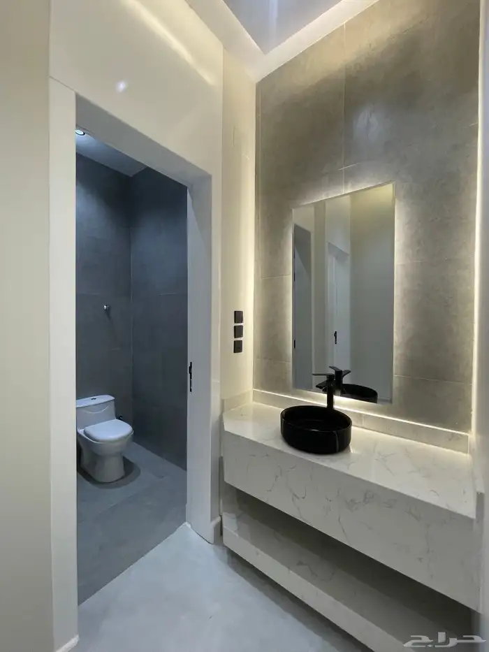 للتملك شقه دور ارضى بحوش من 600 الف مقابل نادى ضمك 13