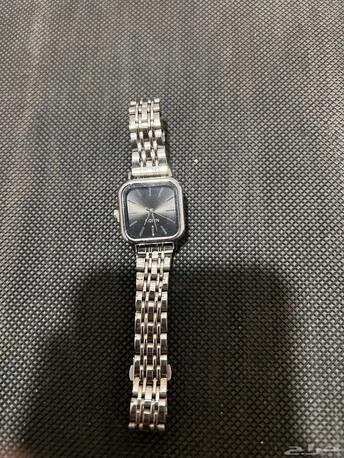 ساعة (للبيع) 0