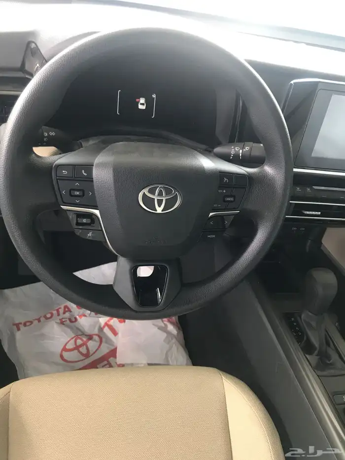 تويوتا كامري E سعودي موديل 2025 بنزين 24