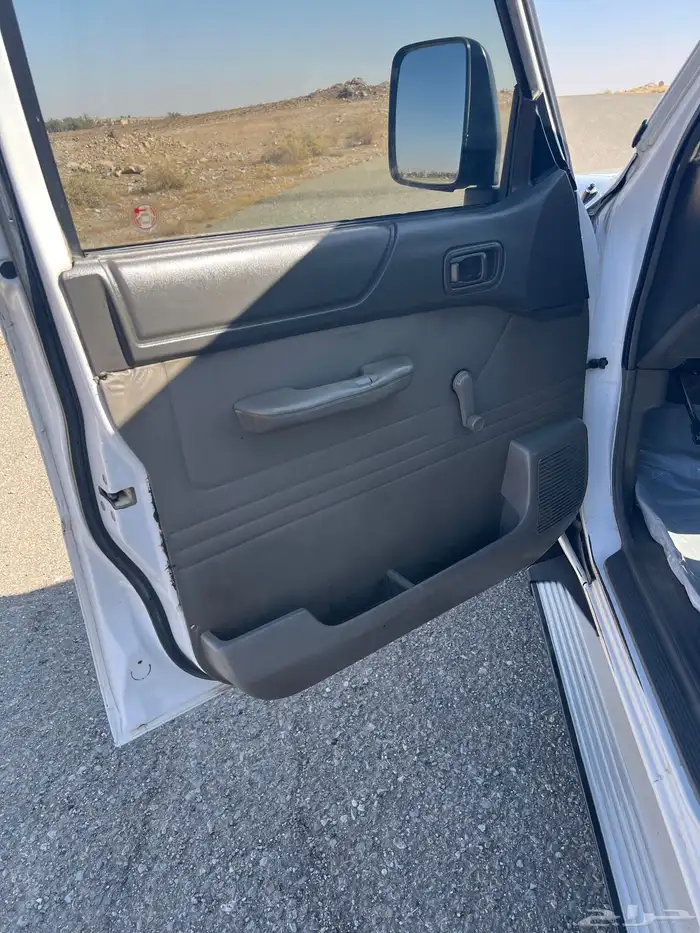 جيب نيسان بترول المديل 2001 5