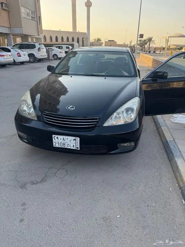 لكزس ممشى قليل 15