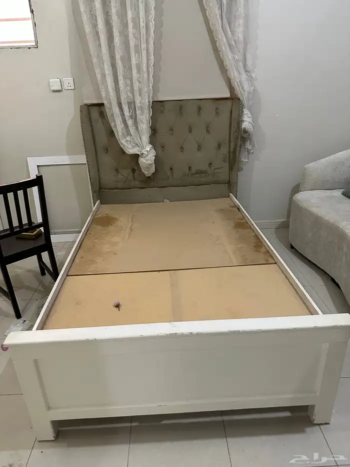 غرفه نوم للبيع 1