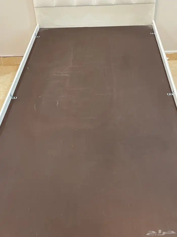 سرير للبيع 2