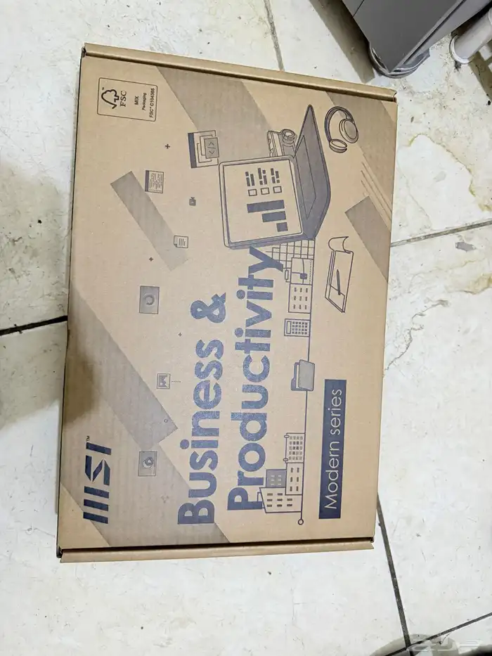 لابتوب msi جديد لم يتسخدم الا يومين 10