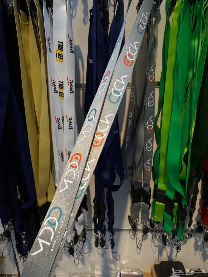 طباعة بطاقات عمل iD كروت وحاملة اي دي جلد للشركات 4