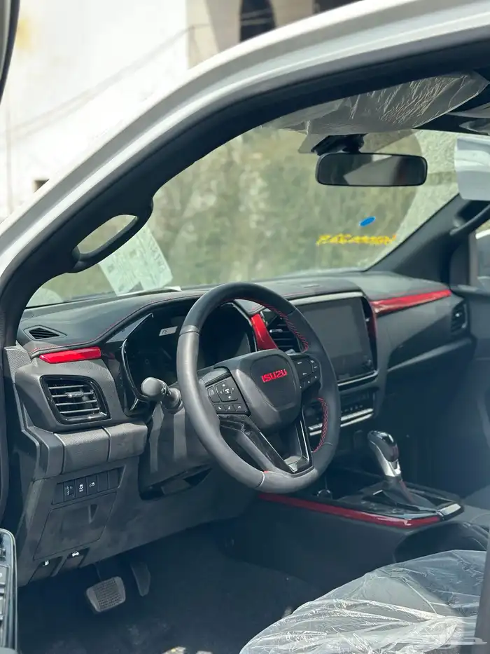 ايسوزو ديماكس GT -2026 7