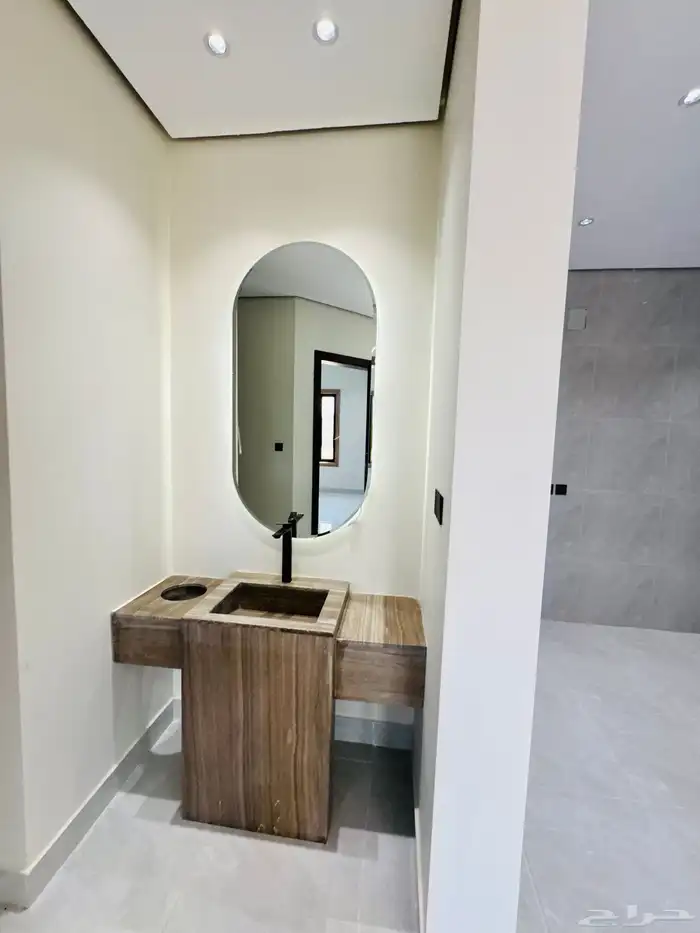 فيلا روف للبيع تبوك حي الاخضر بتبوك خلف جامع المهاجرين 8