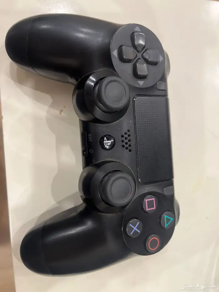 بلايستيشن 4 شغال   كنترولر 3