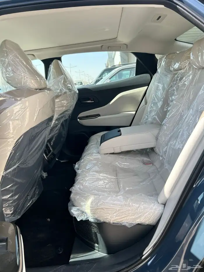 كراون برستيج 2026 الون الجديد هايبرد 143750 شامل الضريبة 10