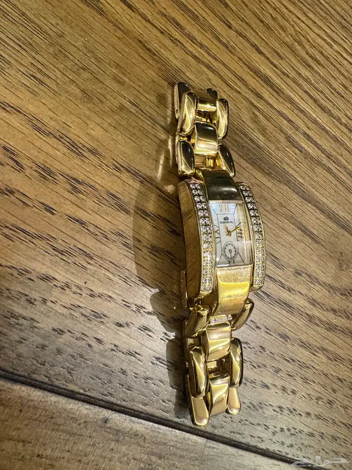 ساعة نسائية نوع ديموند هيل DIAMOND HILL شبه جديدة 4