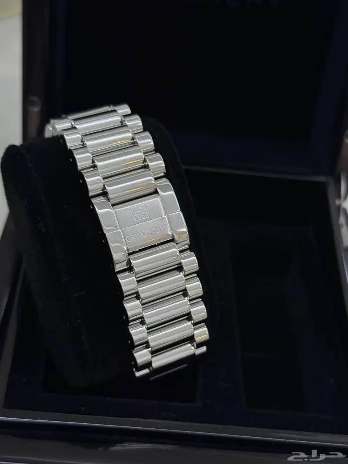 جيفينشي فنتج 4