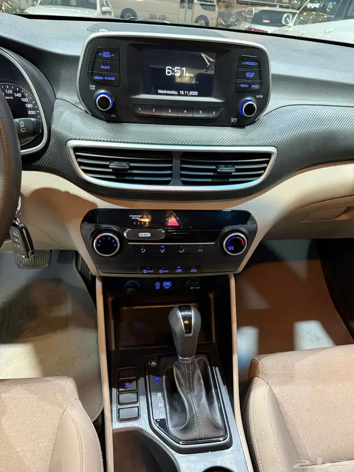 للبيع هونداي توسان موديل 2020 11