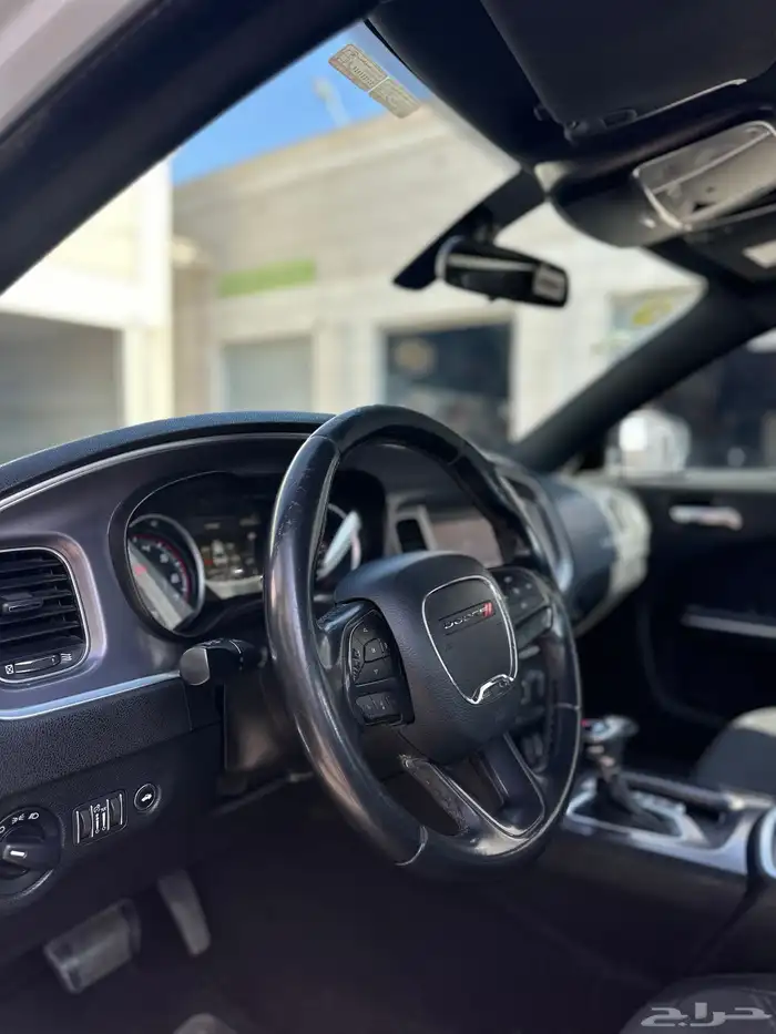 دوج تشارجر 2019 sxt 4