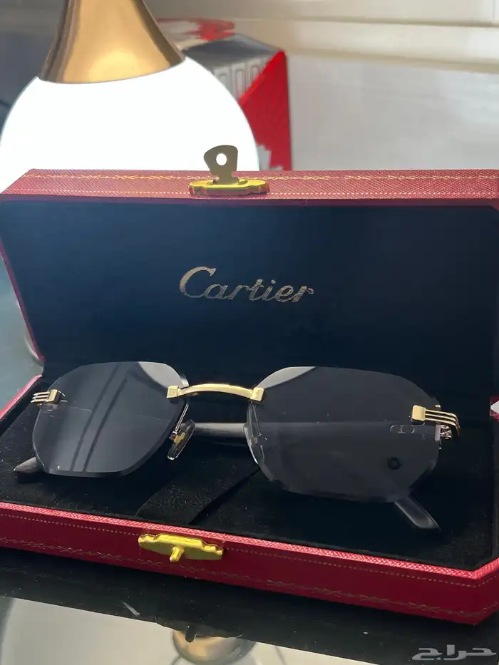نظارة شبيهة كارتير مستخدمة 3