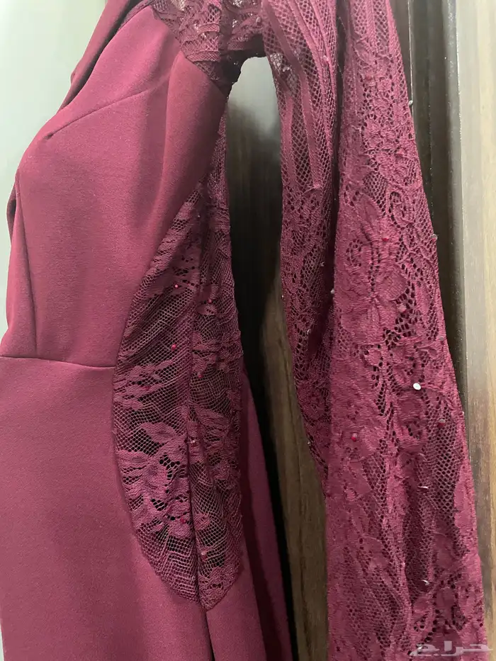 فستان عنابي استخدام مره وحده فقط الحجم سمول s 3